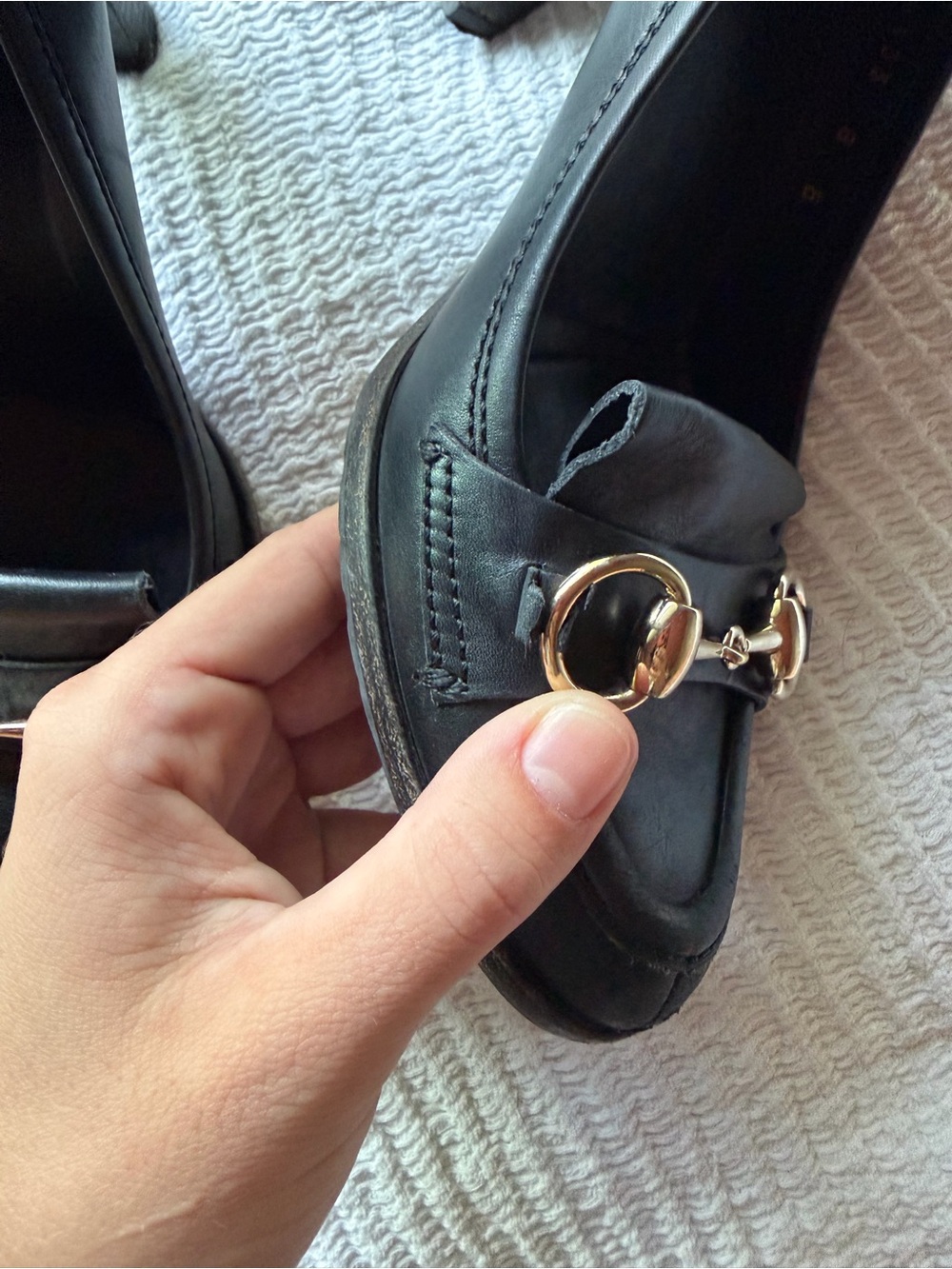 Vintage Gucci Black Leather Heeled Loafers - WITH DAMAGE - Picture 7 of 8